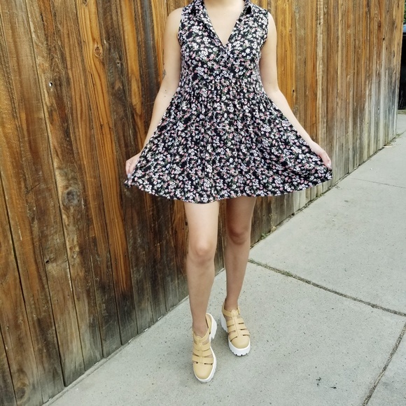 Beige Chunky Platform 90s Grunge look Summer Shoes - Picture 5 of 5